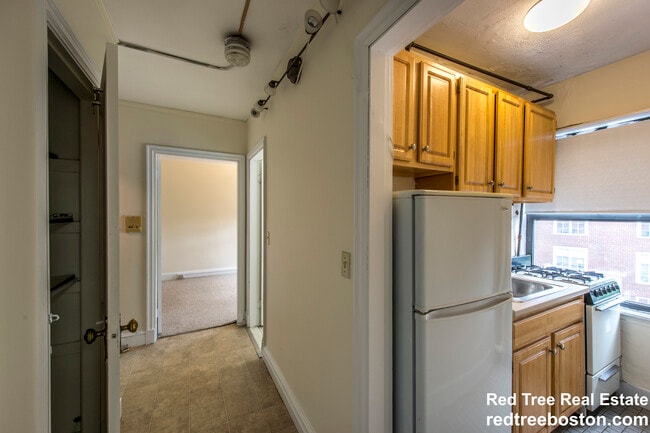 1200 Massachusetts Ave in Cambridge, MA - Building Photo - Building Photo