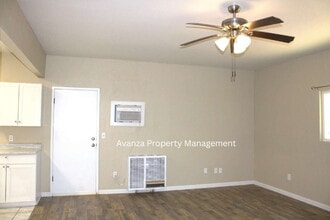 1769 E Stuart Ave in Fresno, CA - Building Photo - Building Photo
