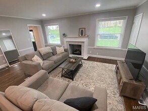 9530 Park Ln in St. Louis, MO - Building Photo - Building Photo
