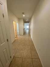 8917 Ullom Dr in Las Vegas, NV - Building Photo - Building Photo