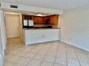 151 NE 16th Ave in Fort Lauderdale, FL - Foto de edificio - Building Photo