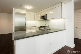 338 Spear St in San Francisco, CA - Building Photo - Building Photo