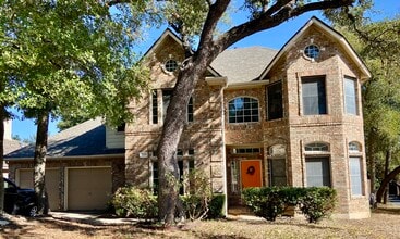 7125 Bending Oak Rd in Austin, TX - Building Photo - Building Photo