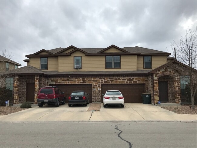property at 100 Creekside Villa Dr