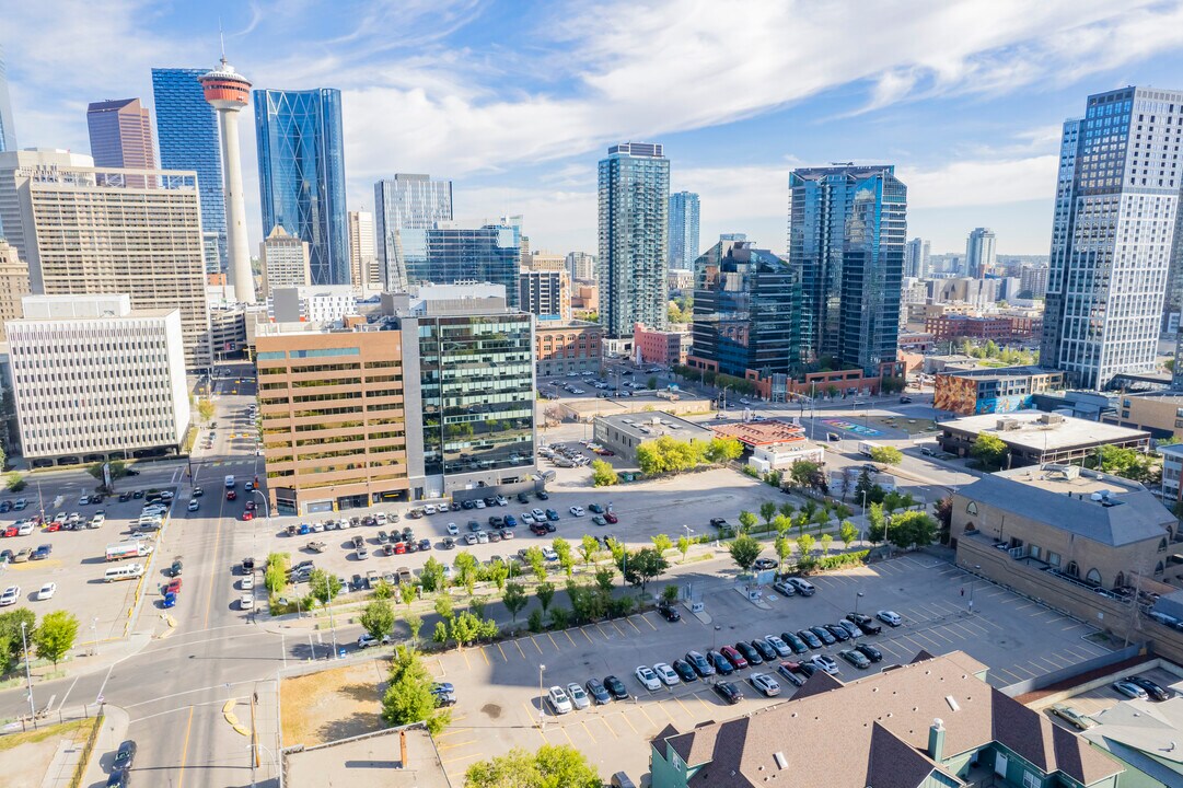 The Brooklyn in Calgary, AB - Building Photo