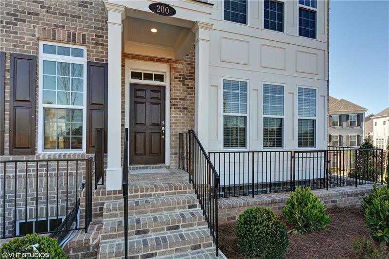 200 Braeden Wy in Alpharetta, GA - Foto de edificio
