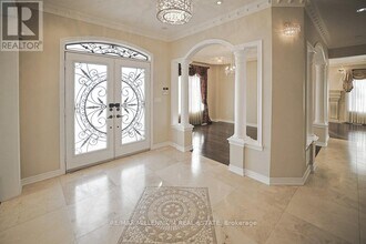 24 Prince Edward Blvd in Brampton, ON - Building Photo - Building Photo