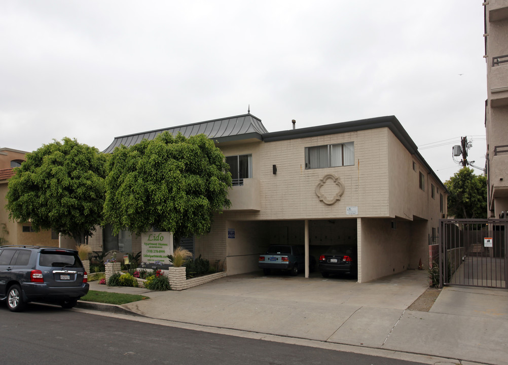 Lido Apartments - 1825 Butler Ave/1822 Col... in Los Angeles, CA - Foto de edificio