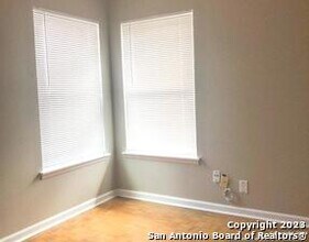 4614 Lorelei Dr in San Antonio, TX - Building Photo - Building Photo