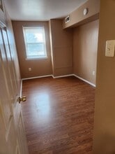 4320 Howell St in Philadelphia, PA - Building Photo - Building Photo