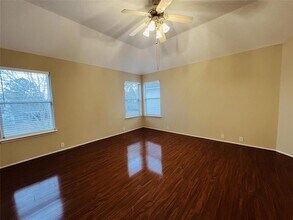 11006 Hunting Path Ct in Houston, TX - Building Photo - Building Photo