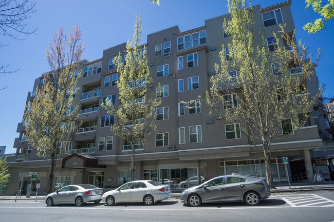 property at 4343 Roosevelt Way NE