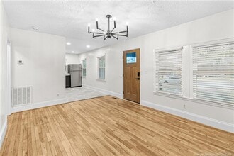 1005 Anarine Rd in Fayetteville, NC - Building Photo - Building Photo