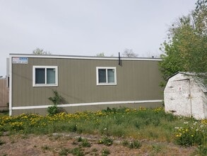 369-369 Gladstone St in Idaho Falls, ID - Building Photo - Building Photo