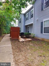 11453 Deepwood Dr in Bowie, MD - Building Photo - Building Photo