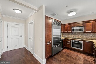 50 S 16th St in Philadelphia, PA - Building Photo - Building Photo