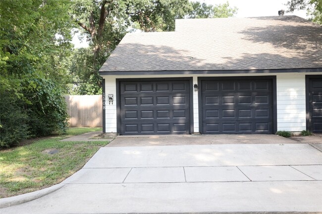 property at 1508 Early Ln