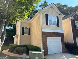 7040 Biltmore Trce in Lithonia, GA - Building Photo