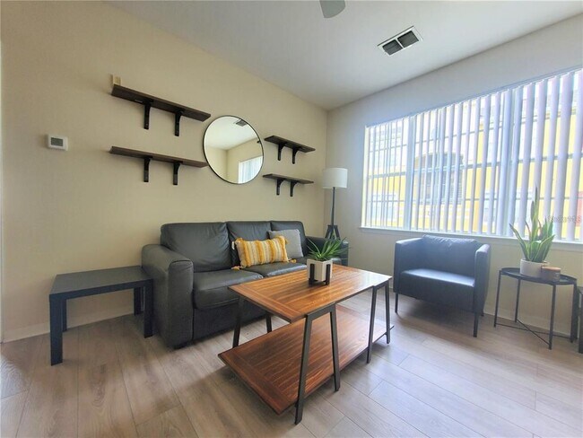 8137 Claire Ann Dr in Orlando, FL - Building Photo - Building Photo