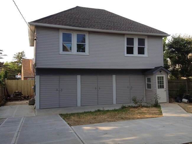 property at 122 Combs Ave