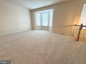 8730 Phipps Farm Way in Manassas, VA - Building Photo - Building Photo