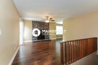 711 Levin Dr in O'Fallon, MO - Building Photo - Building Photo