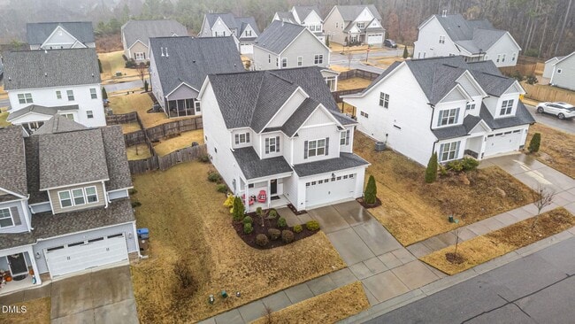 352 Cascade Hills Ln in Wake Forest, NC - Building Photo - Building Photo