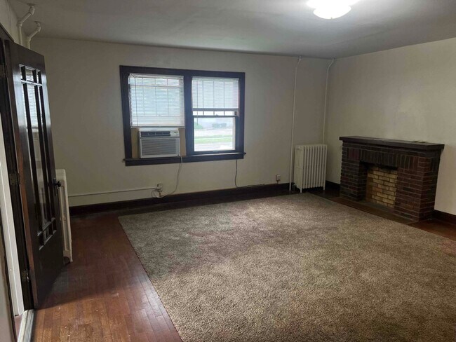 511 N Adams St-Unit -2 in Junction City, KS - Building Photo - Building Photo