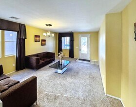6725 Yellowhammer Pl in North Las Vegas, NV - Building Photo - Building Photo