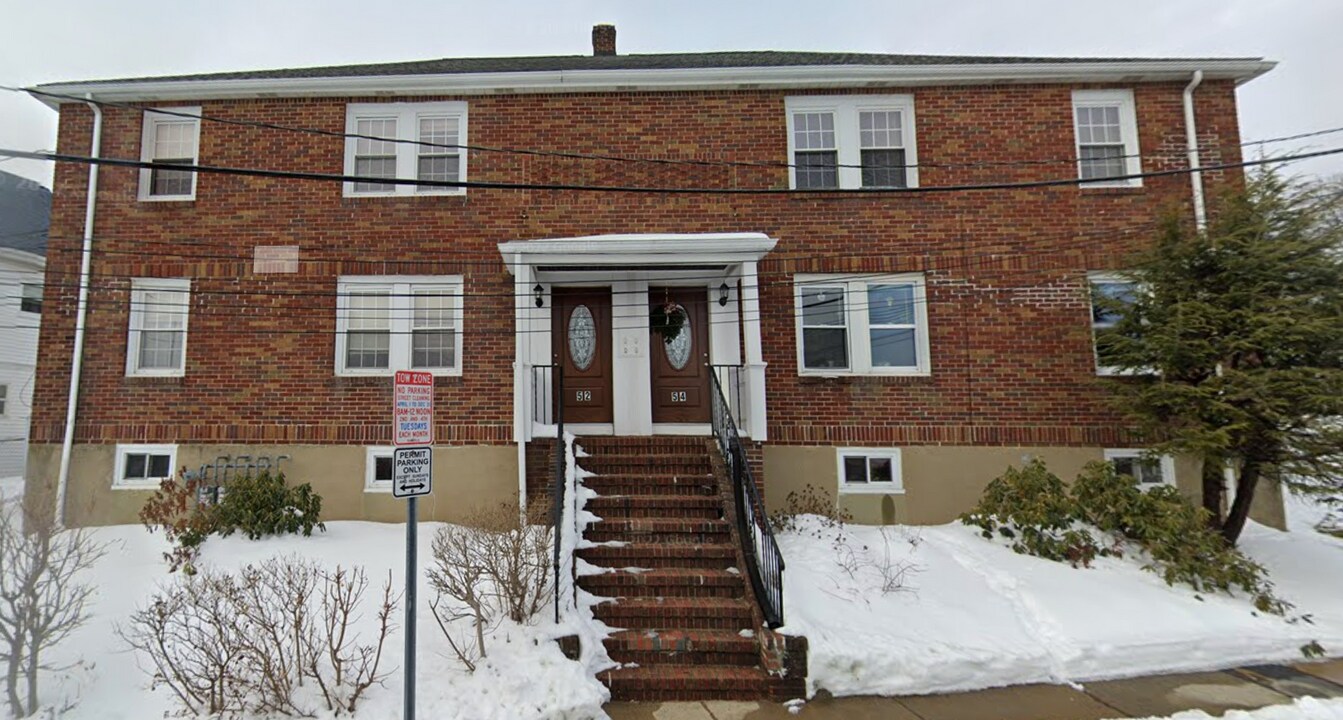 52 Ten Hills Rd in Somerville, MA - Foto de edificio