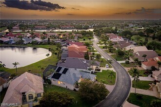 28460 Highgate Dr in Bonita Springs, FL - Building Photo - Building Photo