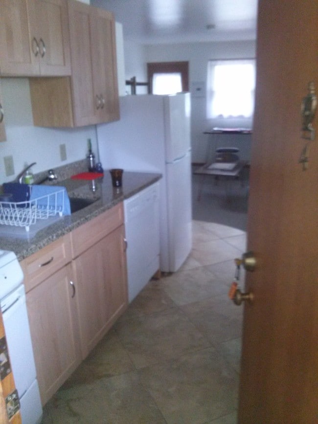 1912 Birge Terrace, Unit 2 in Madison, WI - Building Photo - Building Photo