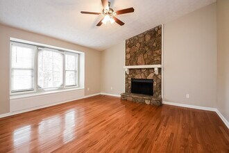 249 Castleair Dr NE in Kennesaw, GA - Building Photo - Building Photo