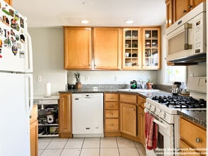104 Forest St, Unit 1 in Arlington, MA - Building Photo - Building Photo
