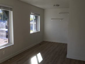 549 Stringham Ave in Salt Lake City, UT - Building Photo - Building Photo