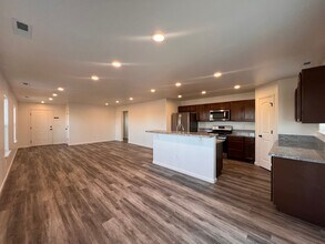 2041 Verona Dr in Fallon, NV - Building Photo - Building Photo