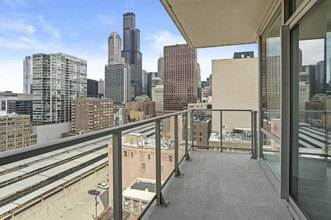 754 S Clark St in Chicago, IL - Building Photo - Building Photo