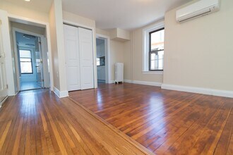 317 W 2nd St in Media, PA - Foto de edificio - Building Photo