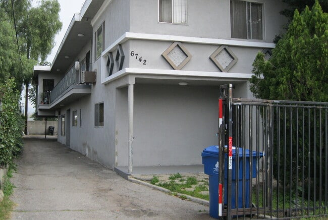 property at 6742 Farmdale Ave