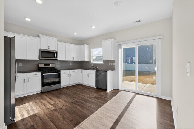 105 Silicon Dr in Greenville, SC - Foto de edificio - Building Photo