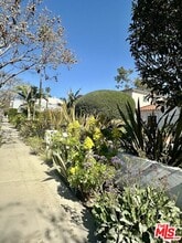 128 S Swall Dr in Beverly Hills, CA - Building Photo - Building Photo