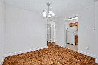 River East-Oxon Run in Washington, DC - Building Photo - Building Photo