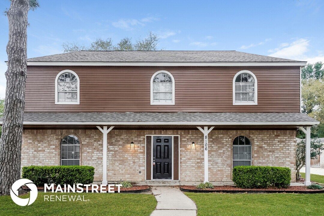 8106 Middlebury Ln in Houston, TX - Building Photo