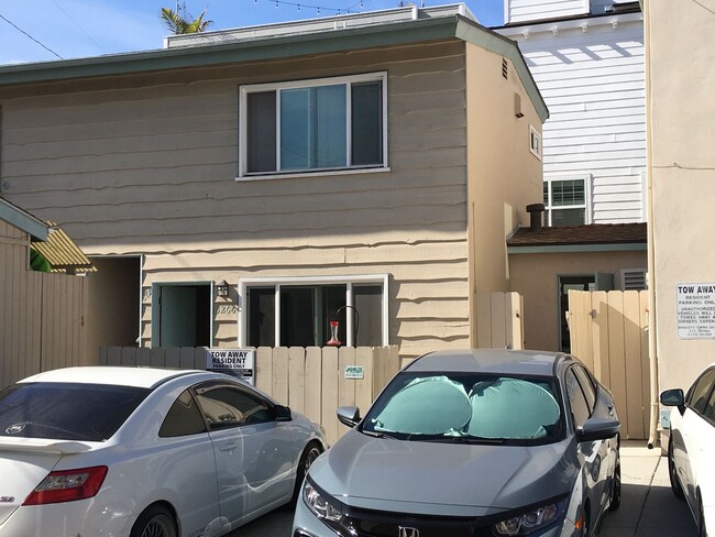 property at 3266 Bayside Ln
