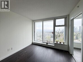 5515 Boundary Rd in Vancouver, BC - Building Photo - Building Photo