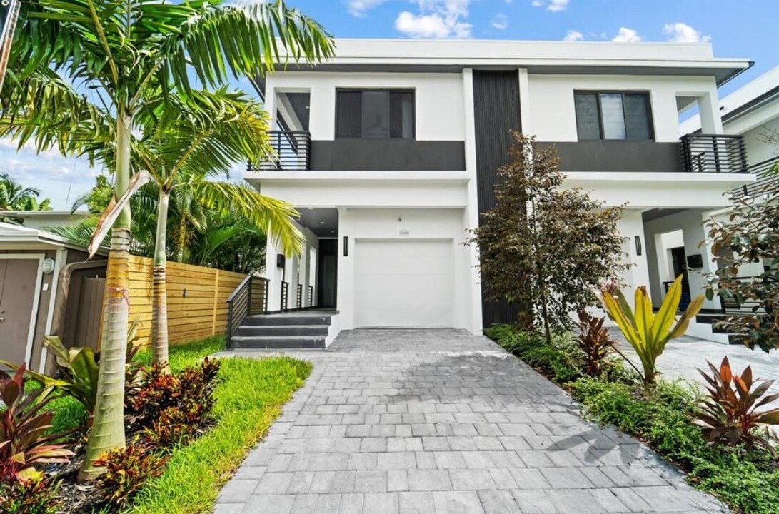 312 NE 14th Ave in Fort Lauderdale, FL - Building Photo