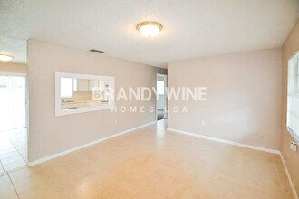 4117 E Okara Rd in Tampa, FL - Building Photo - Building Photo