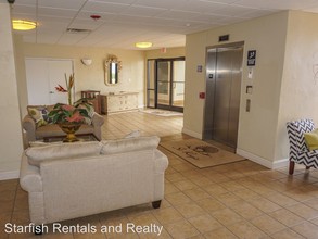 2000 New River Inlet Rd in North Topsail Beach, NC - Building Photo - Building Photo