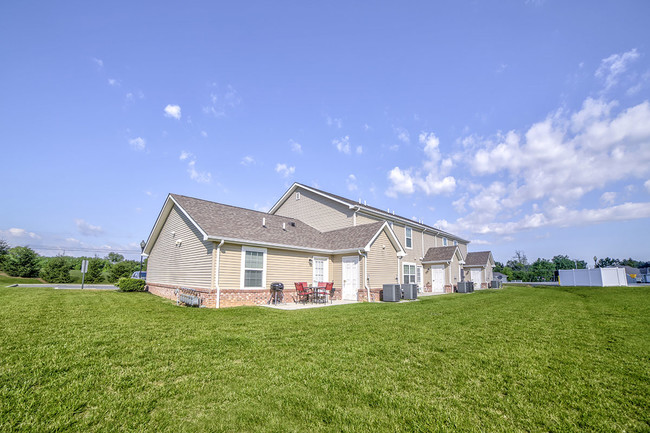 Raystown Crossing in Shippensburg, PA - Foto de edificio - Building Photo