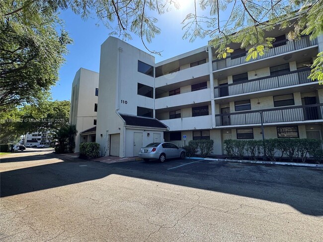 property at 110 Lake Emerald Dr